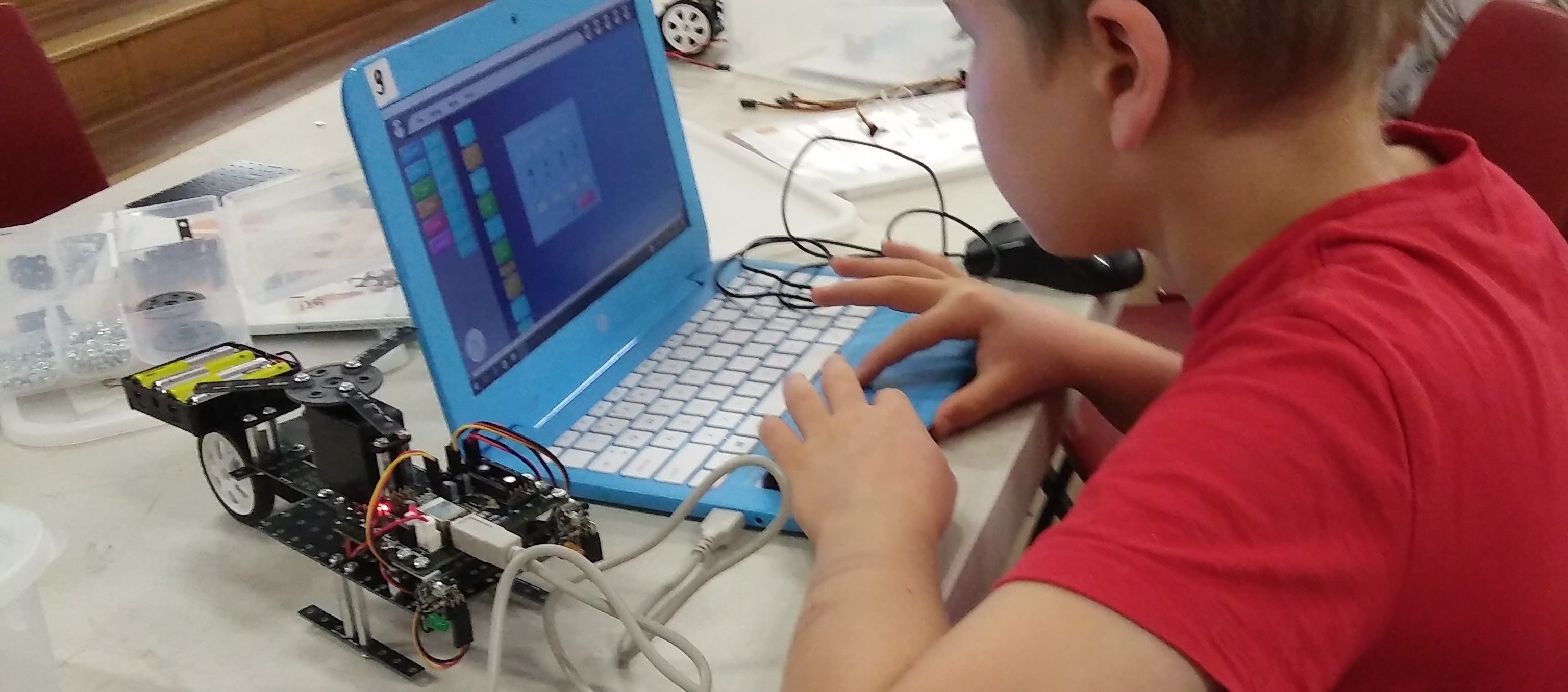 Online Robotics Classes for Kids – Thinklum